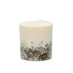 Duftkerze Naturella aus Sojawachs von the Munio mit echtem Moos